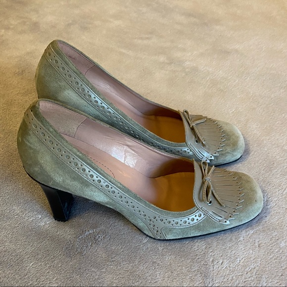 Nine West Grey Suede Leather Fringe Closed Toe Heels sz 7 EUC - Picture 2 of 5